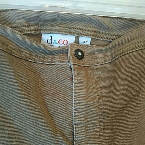 (3/$22) Denim & Company bootcut faded gold jeans - Picture 4 of 5